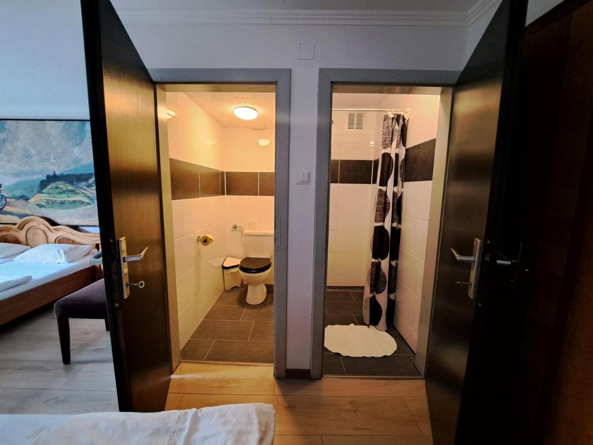 Blue Mountain Hotel 애프리츠 외부 사진